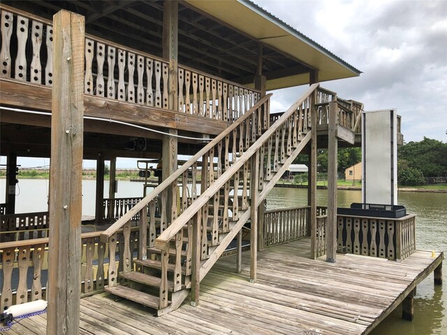 103 Page Ln, Houston, TX 77336