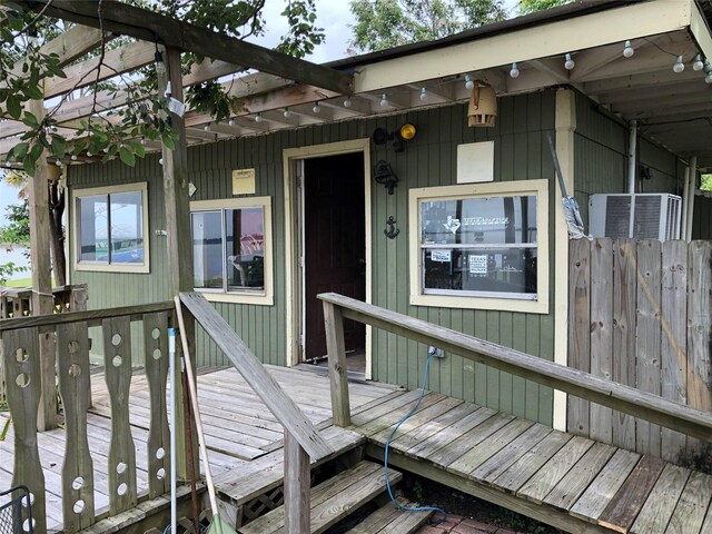 103 Page Ln, Houston, TX 77336