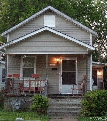 view of front of home featuring covered porch