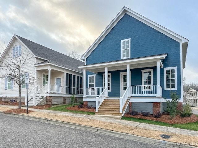 view of front of home featuring a porch