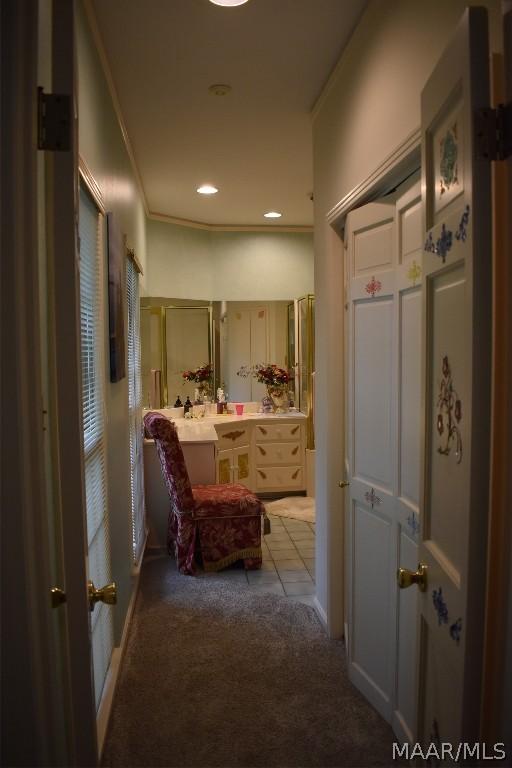 bathroom with crown molding