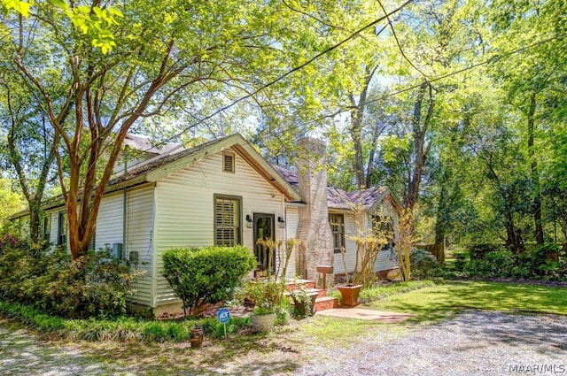 view of front of house