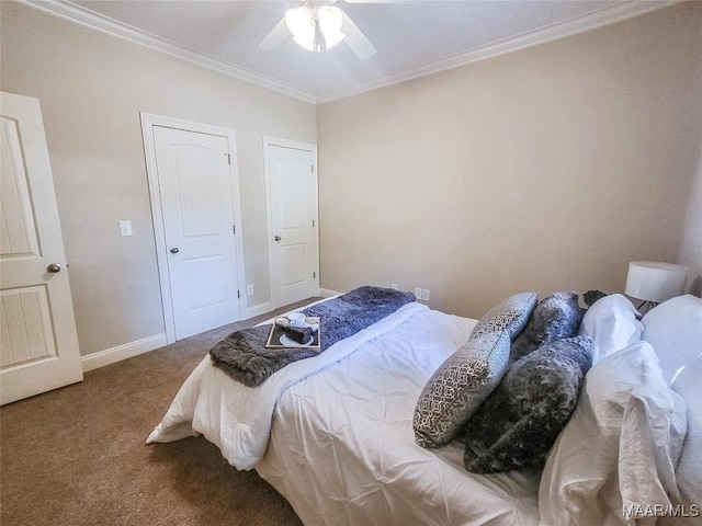 bedroom with carpet flooring, ceiling fan, and ornamental molding