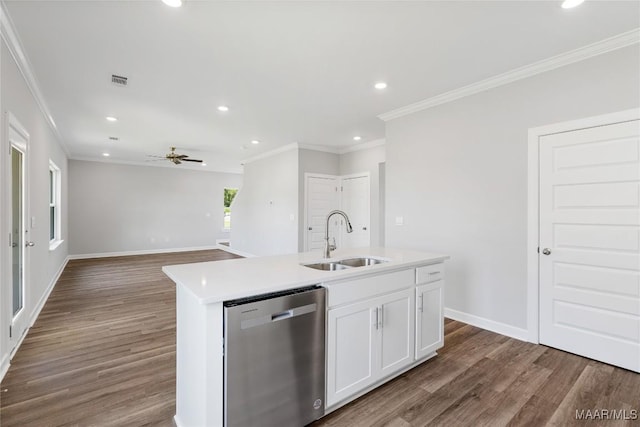 kitchen with ceiling fan, dishwasher, sink, a center island with sink, and white cabinets