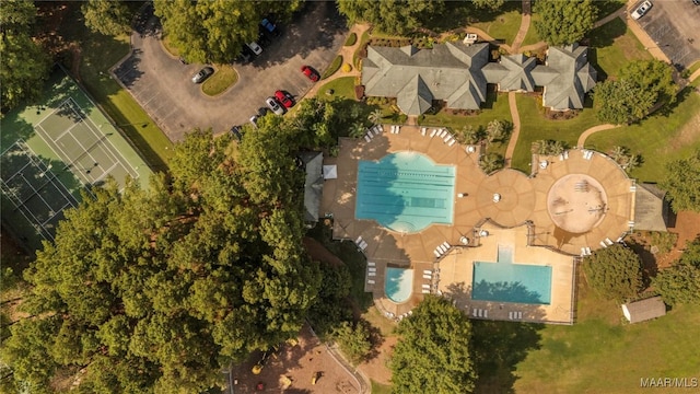 birds eye view of property