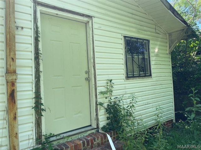 view of entrance to property