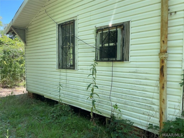 view of side of home