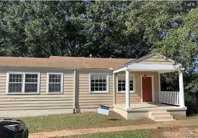 view of front of house featuring covered porch