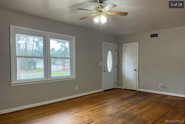 entryway featuring ceiling fan and hardwood / wood-style floors