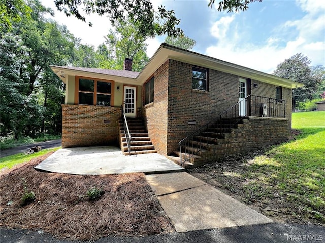 view of front of house