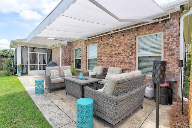 view of patio / terrace featuring an outdoor hangout area