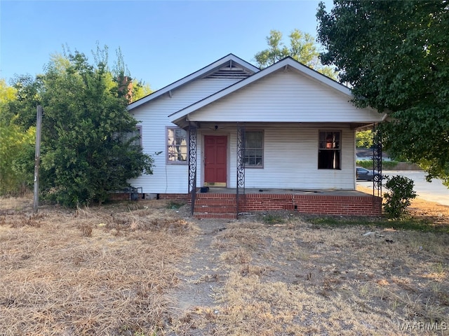 bungalow featuring covered porch