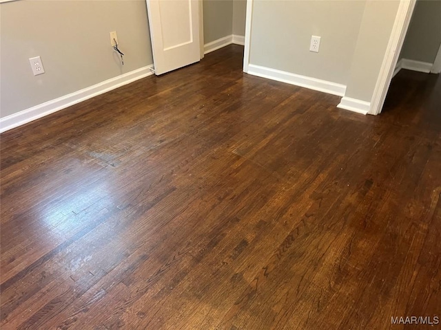 interior details with hardwood / wood-style floors