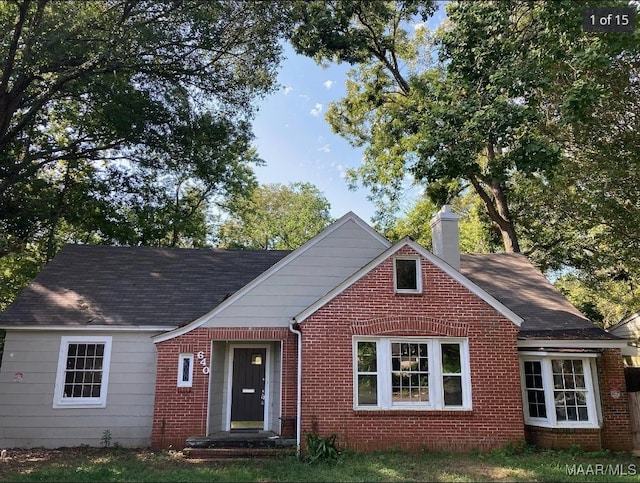 view of front of home