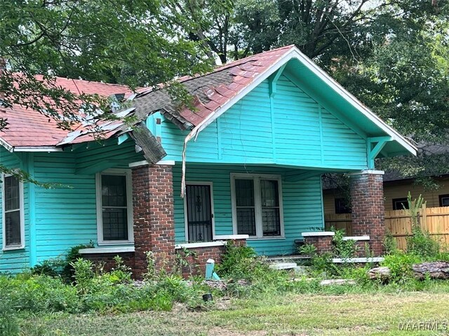 view of front of house