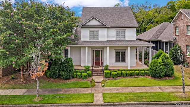 view of front of house with a front lawn