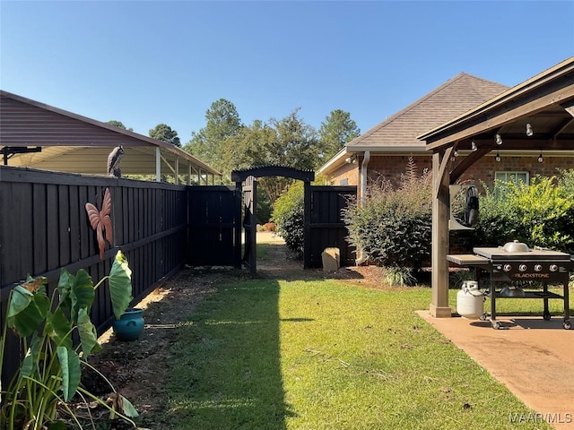 view of yard with a patio