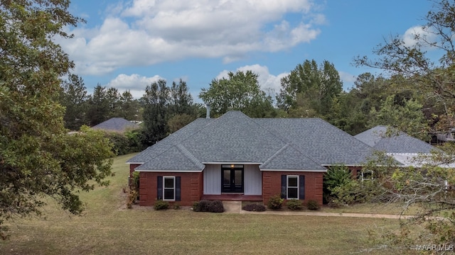 view of front of home with a front yard