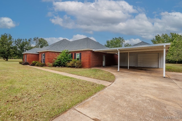 ranch-style home featuring a carport and a front lawn