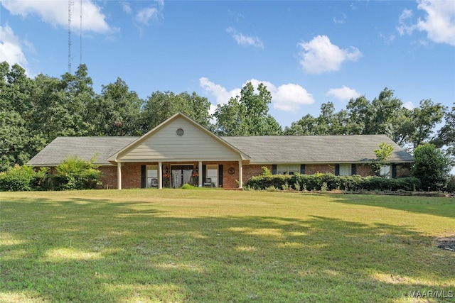 ranch-style house with a front yard