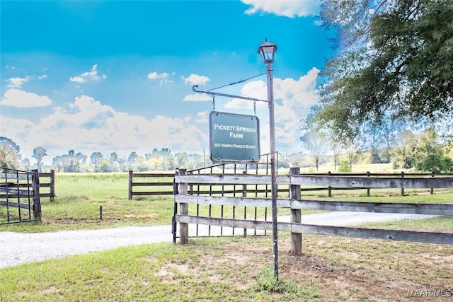 601 N Pickett St, Autaugaville, AL 36003 - exterior space featuring fence and a rural view