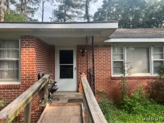 view of property entrance