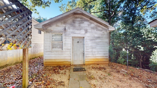 view of outbuilding