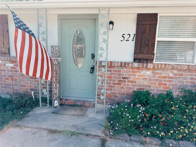 view of property entrance