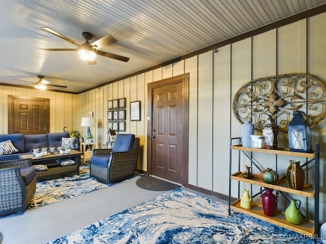 view of exterior entry featuring ceiling fan