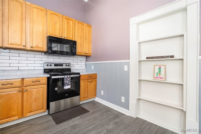 kitchen with stainless steel range with electric cooktop, backsplash, and dark hardwood / wood-style flooring