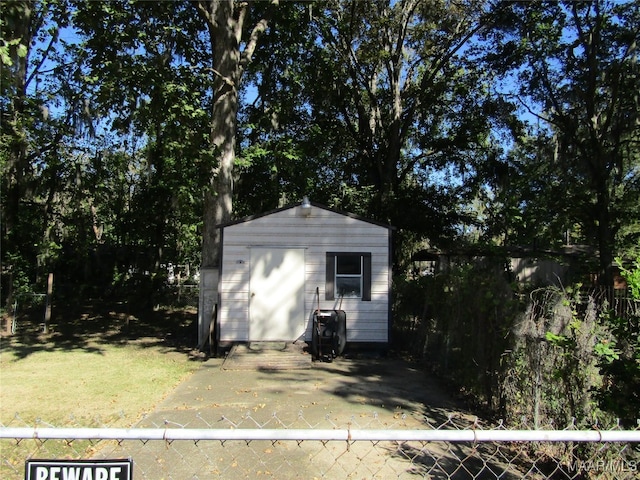 view of outbuilding