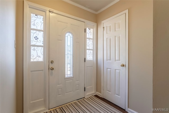 entrance foyer with crown molding