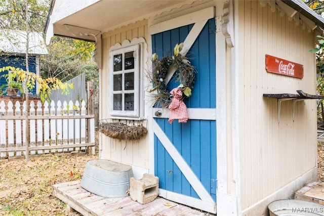 view of outbuilding