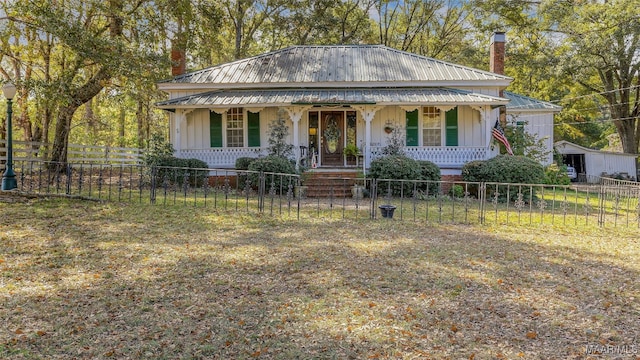 view of front facade with covered porch