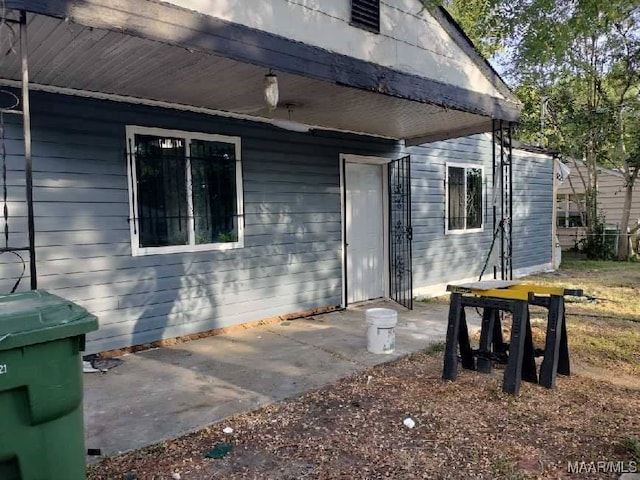 331 W Delano Ave, Montgomery, AL 36105 - doorway to property with a patio