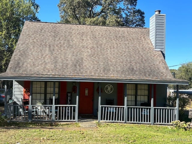 view of front facade with covered porch