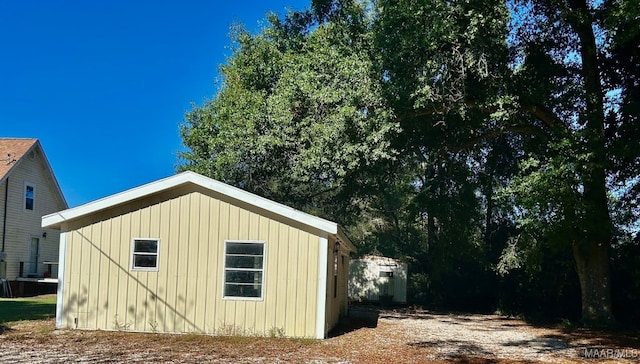 view of outbuilding