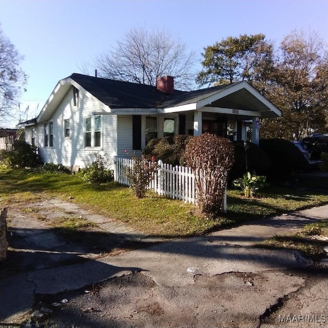 view of property exterior