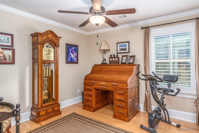 miscellaneous room featuring light wood-type flooring, ceiling fan, and ornamental molding