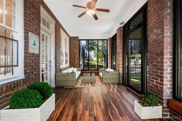1427 S Court St, Montgomery, AL 36104 - sunroom / solarium with a ceiling fan