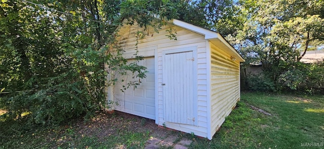 view of outbuilding