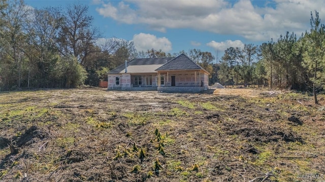 view of front of property