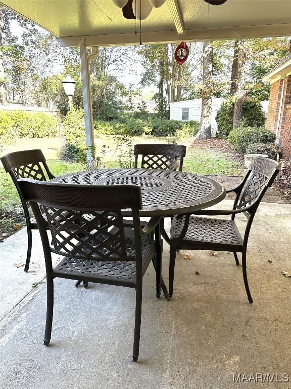 view of patio with ceiling fan