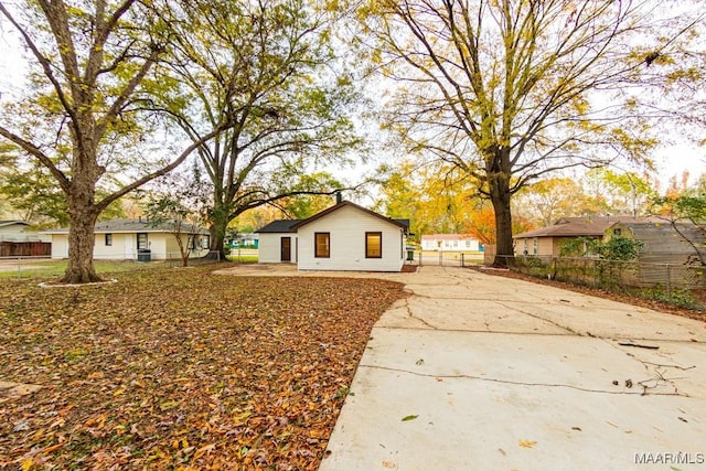 view of property exterior