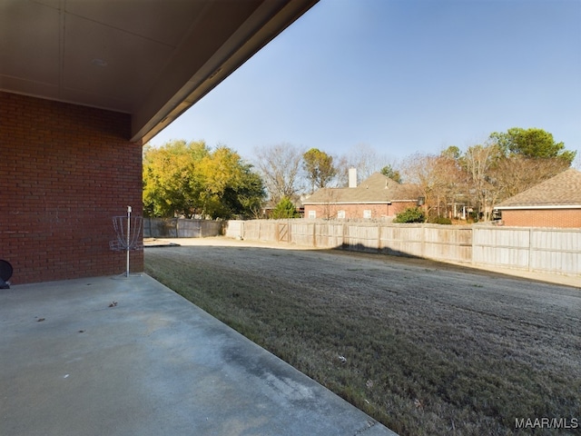 view of yard with a patio