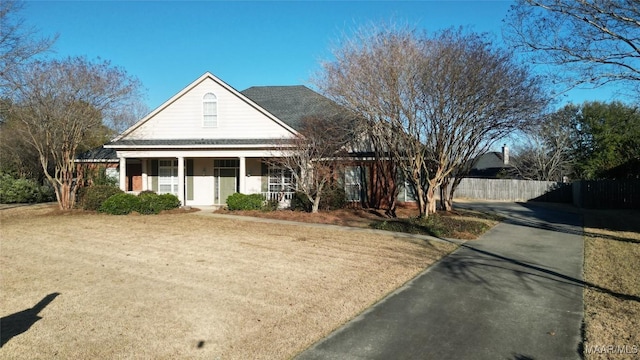 view of front of house with covered porch