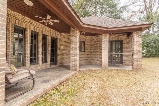 view of patio with ceiling fan