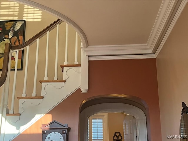 room details with ornamental molding