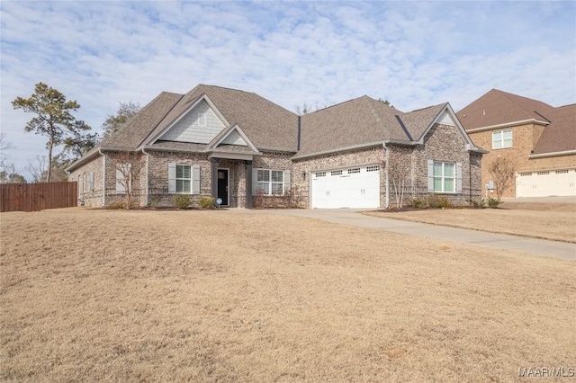 craftsman house featuring a garage