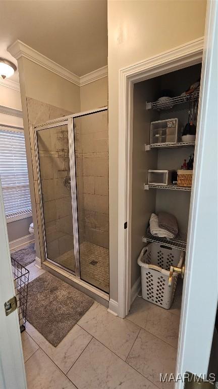 137 Scott Ln, Prattville, AL 36066 - full bathroom featuring crown molding and a shower stall
